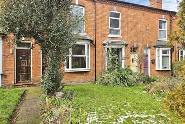 2 bed house, Katie Road, Selly Oak, Birmingham, B296JQ - Image 1